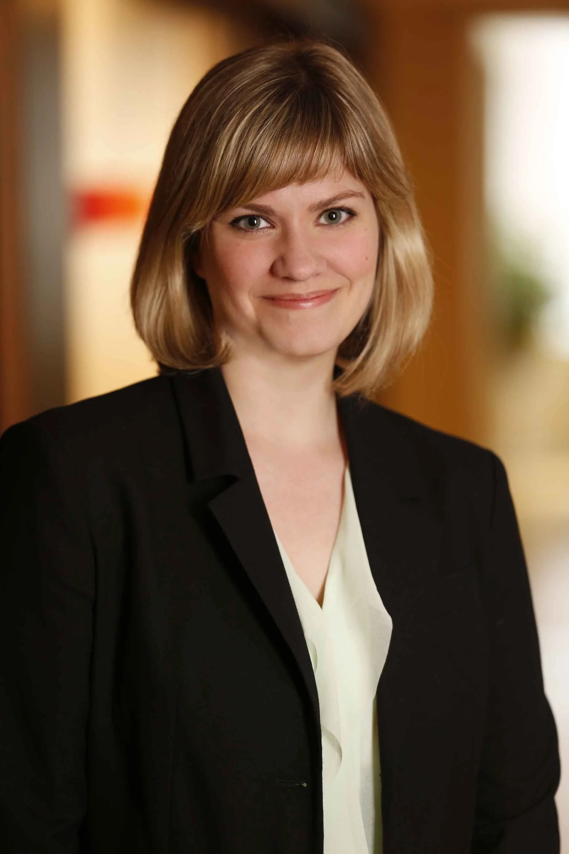 professional-headshot-lawyer-new-york-corporate.jpg