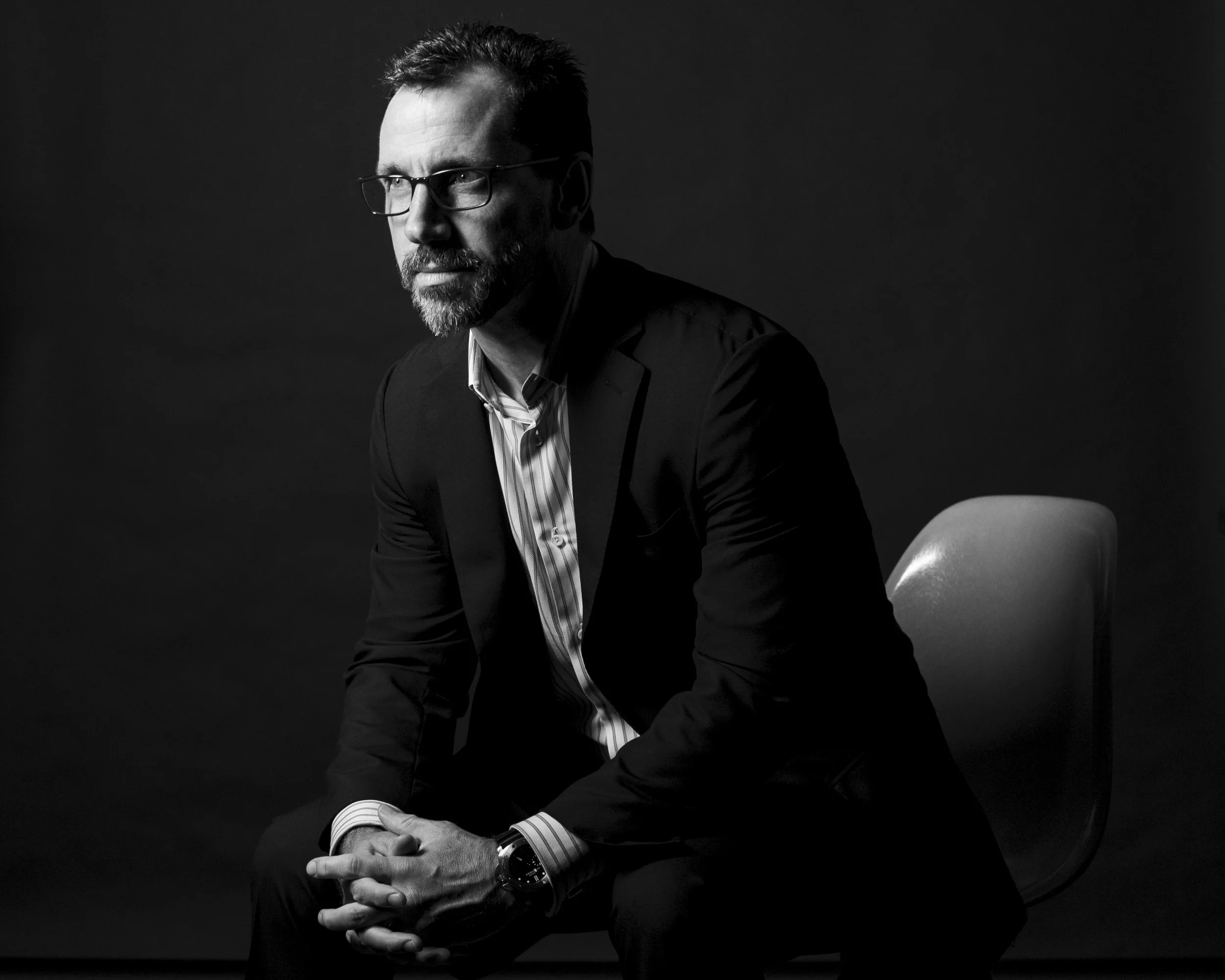  professional-headshot-corporate-executive-studio-lighting.jpg