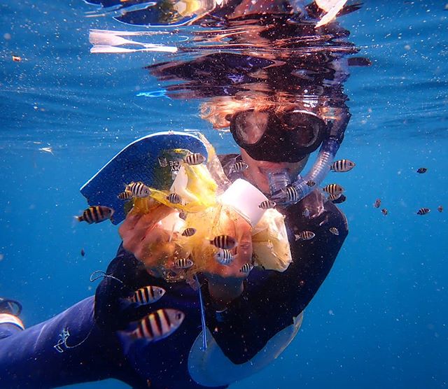 What better way to spend your surface interval than taking care of the oceans?? My buddies and I came up after our dive surrounded by so much degrading trash.. it was a sad sight after a magical time in the water. Thankfully we had a flexible schedul