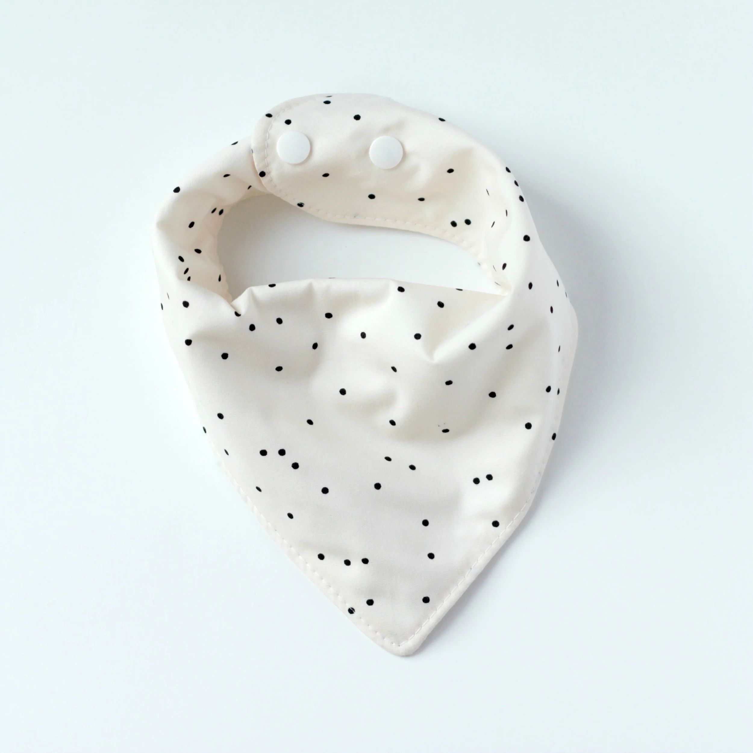 Muslin Bandana Bib in Creamy Dots