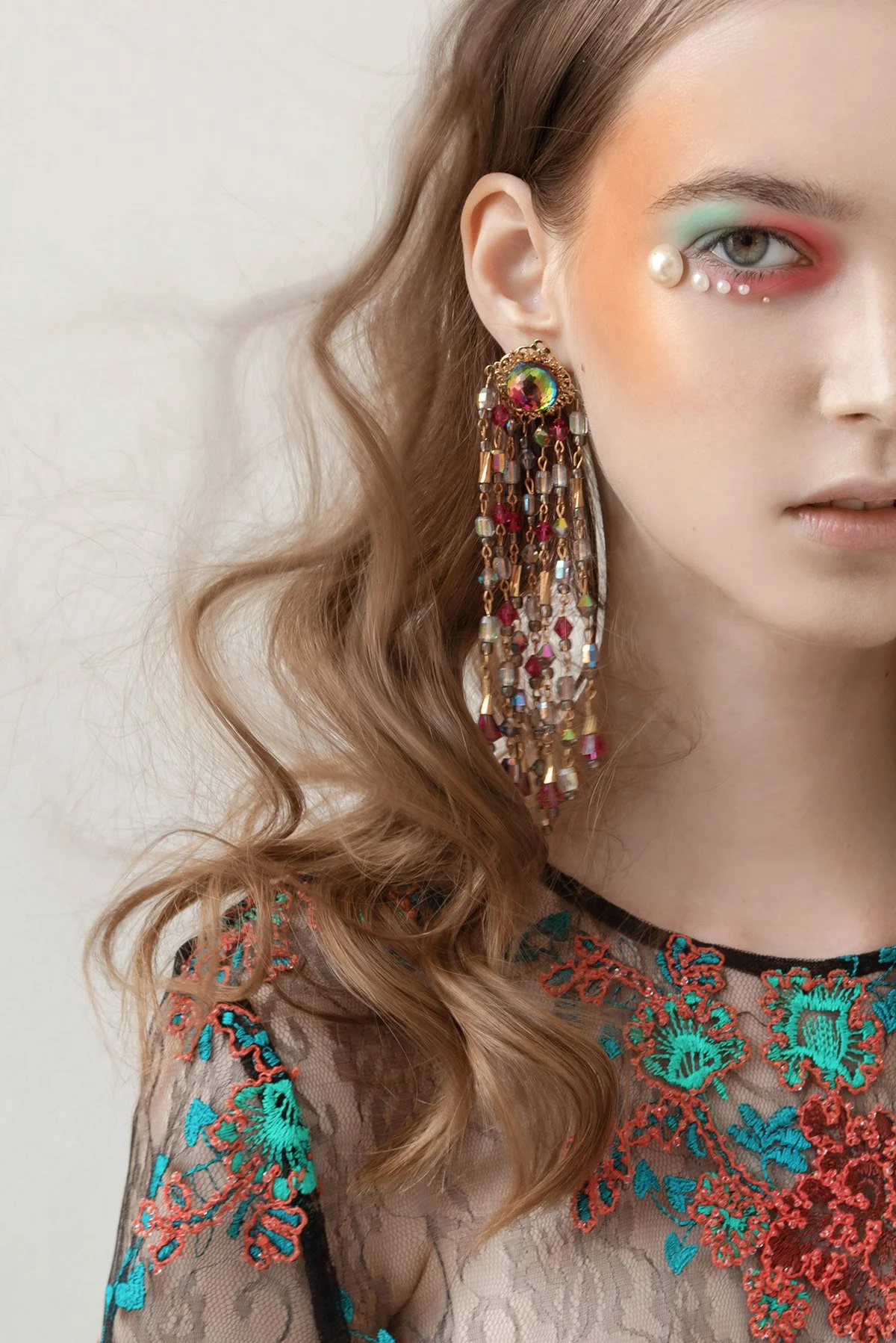 BeautyThetaLook3-1Web.jpg