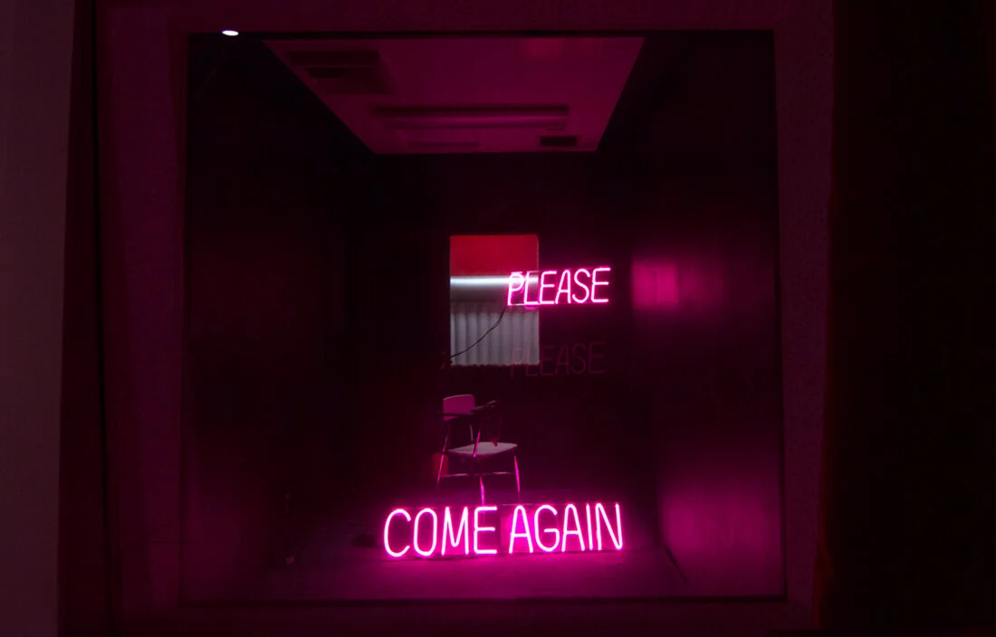 06_pleasecomeagain_install_ay.jpg