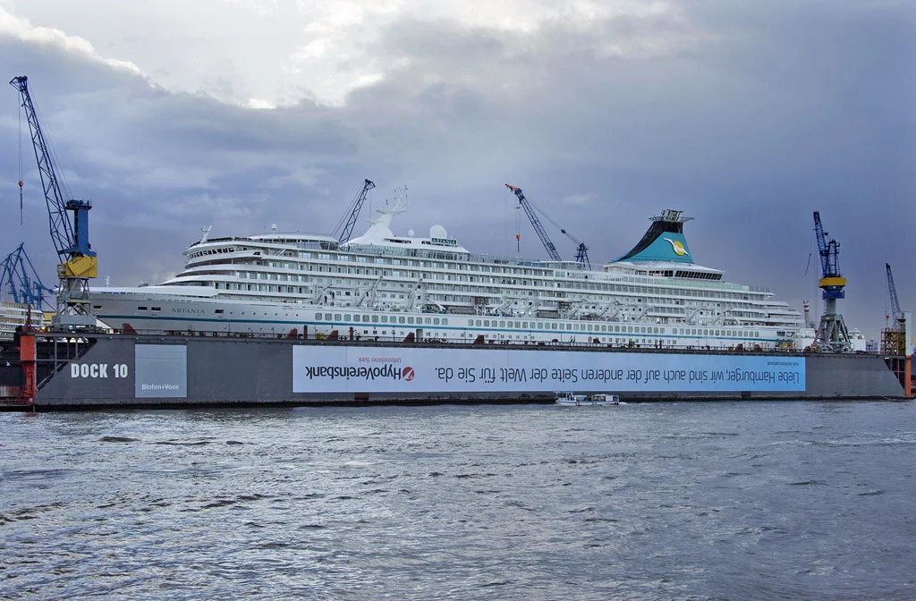 ship-work-artania.jpg