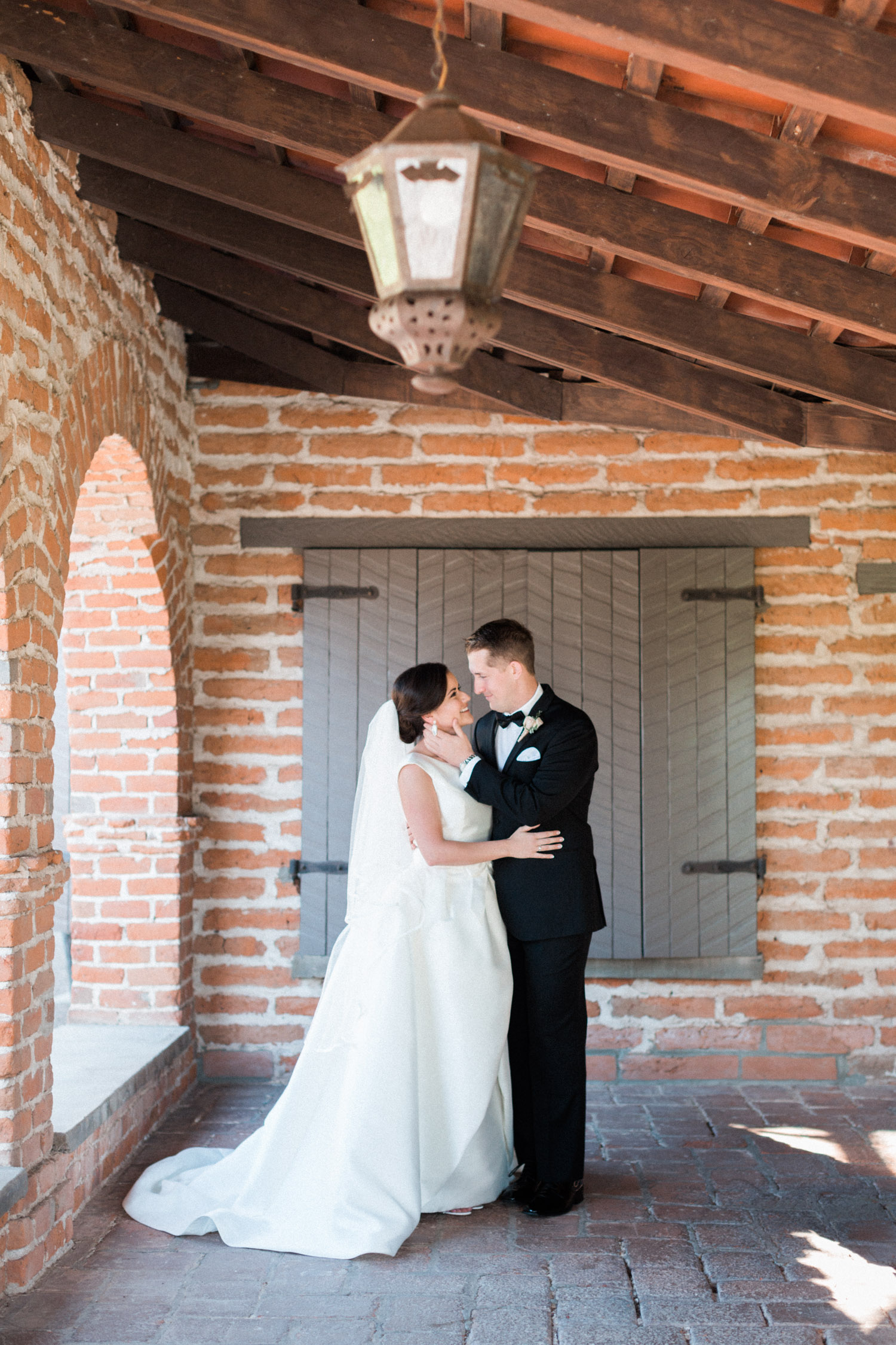 Bride and groom at Tubac Golf Resort on their wedding day
