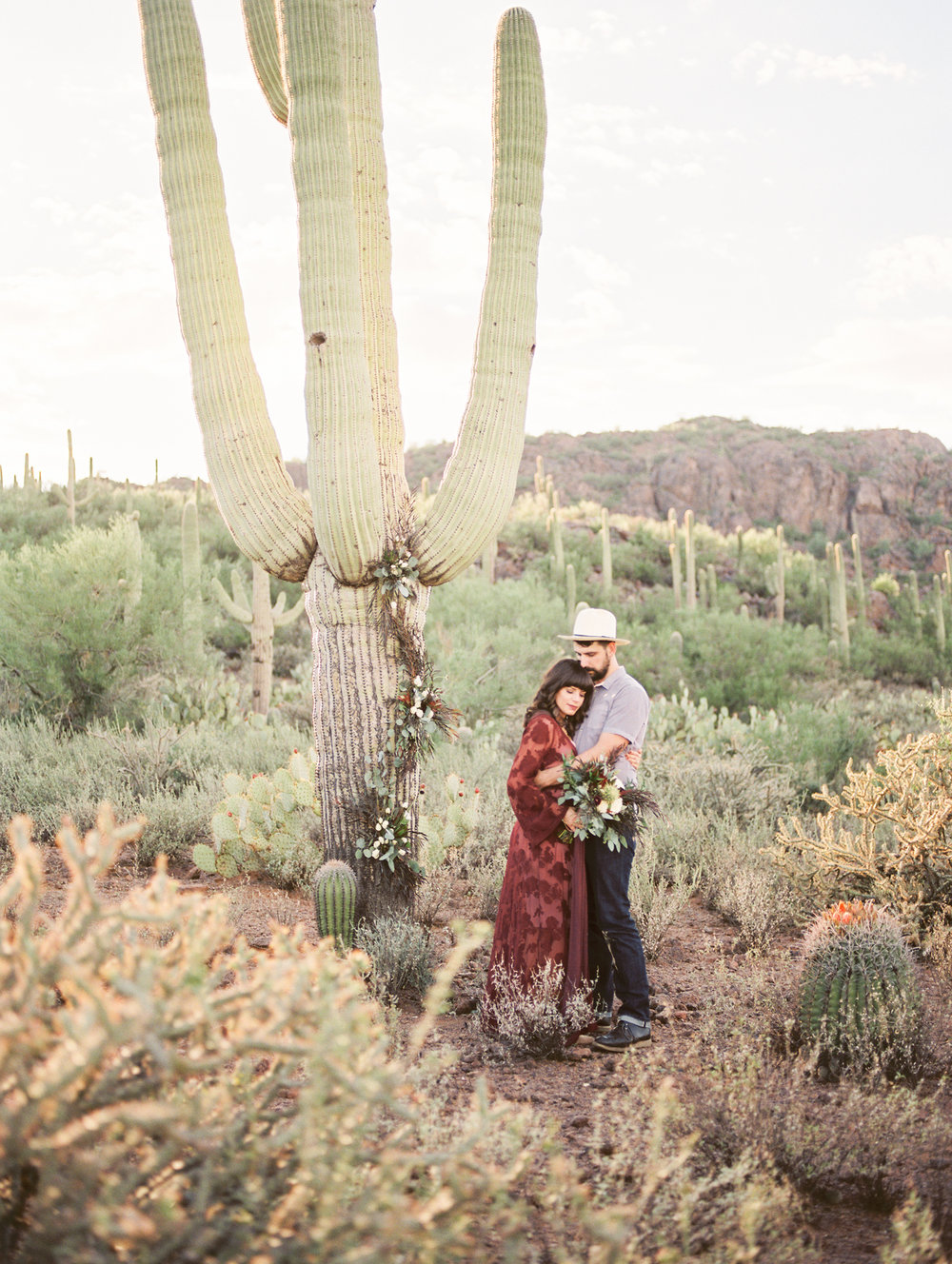  Stunning Tucson wedding in the desert&nbsp; 