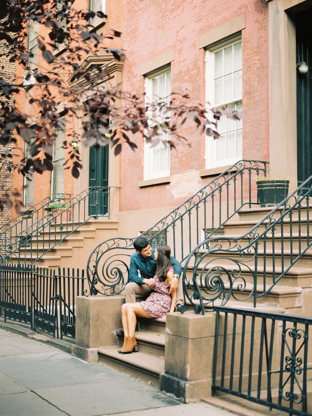 brooklyn-heights-engagement-session-2.jpg