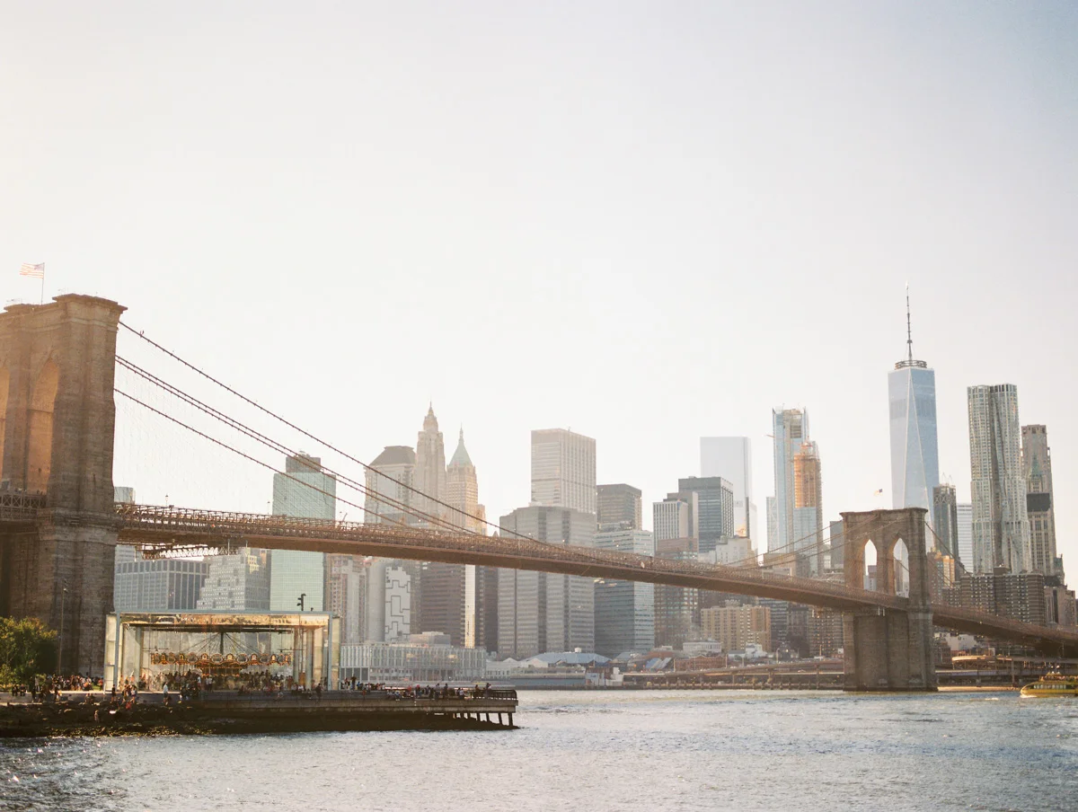 Gorgeous views of the Brooklyn Bridge and the Manhattan Skyline 
