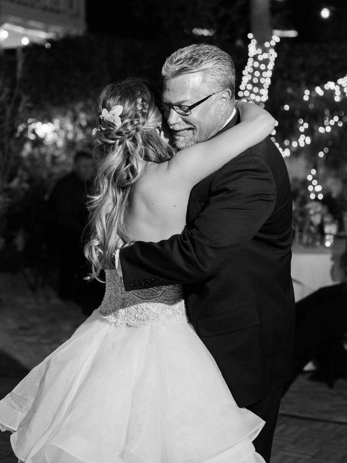 Stillwell House wedding captured by Tucson Wedding Photographers Betsy & John