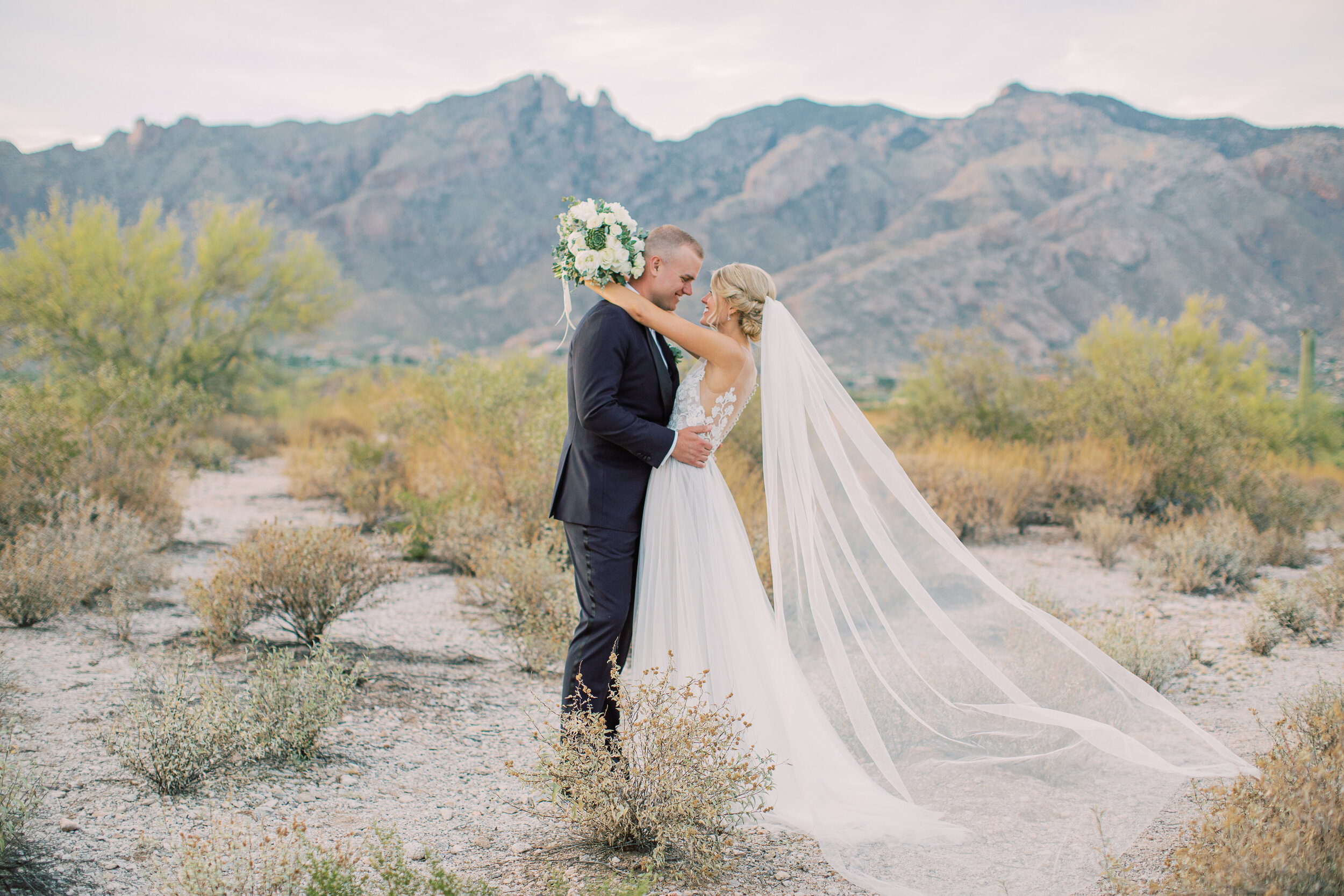 tucson-arizona-desert-wedding-15.jpg
