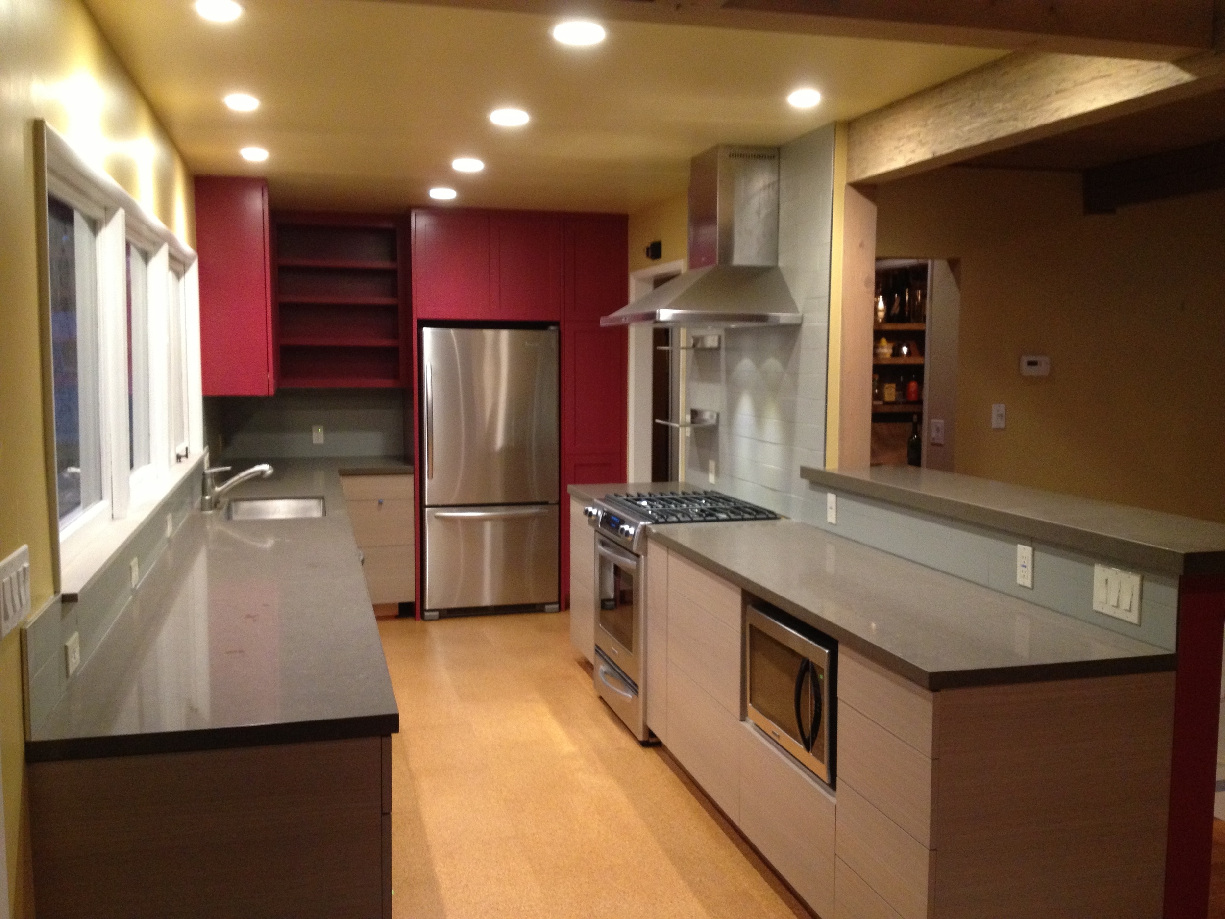 Thys kitchen.JPG
