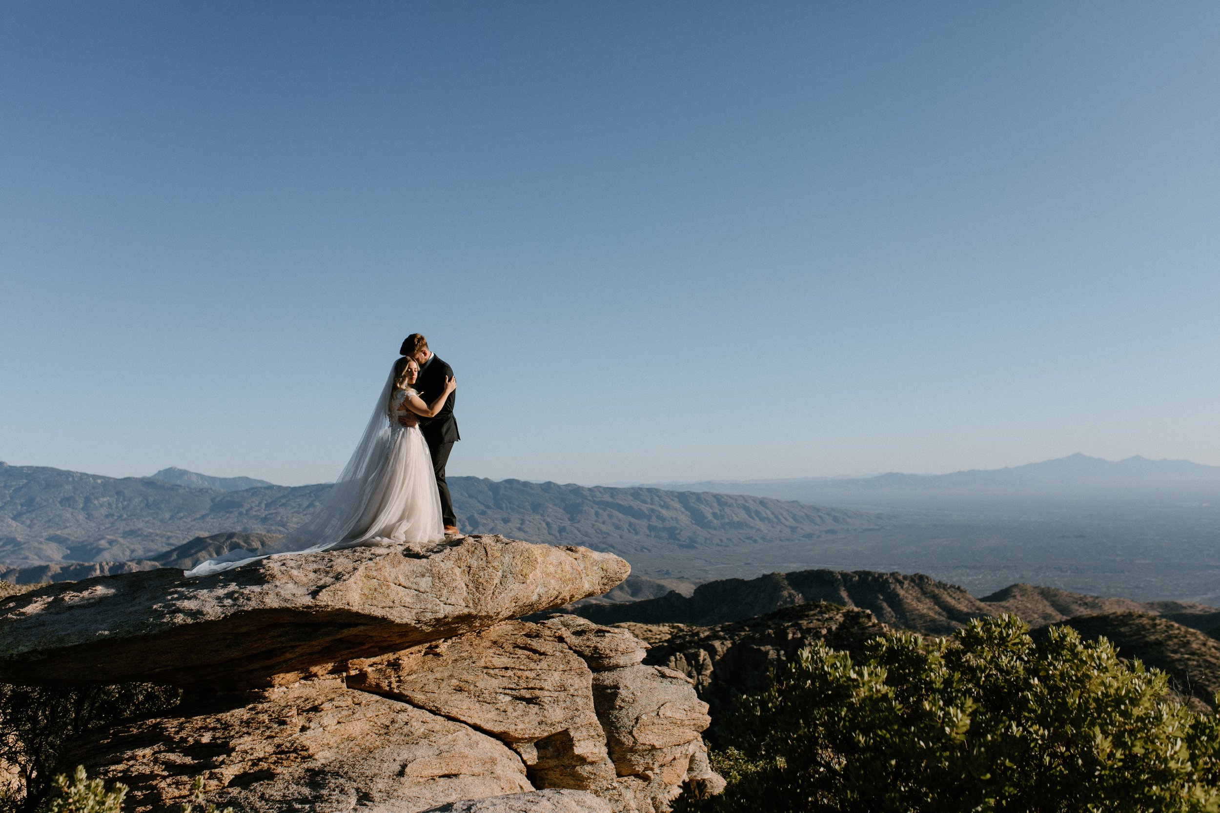 top-mountain-arizona-wedding.jpg