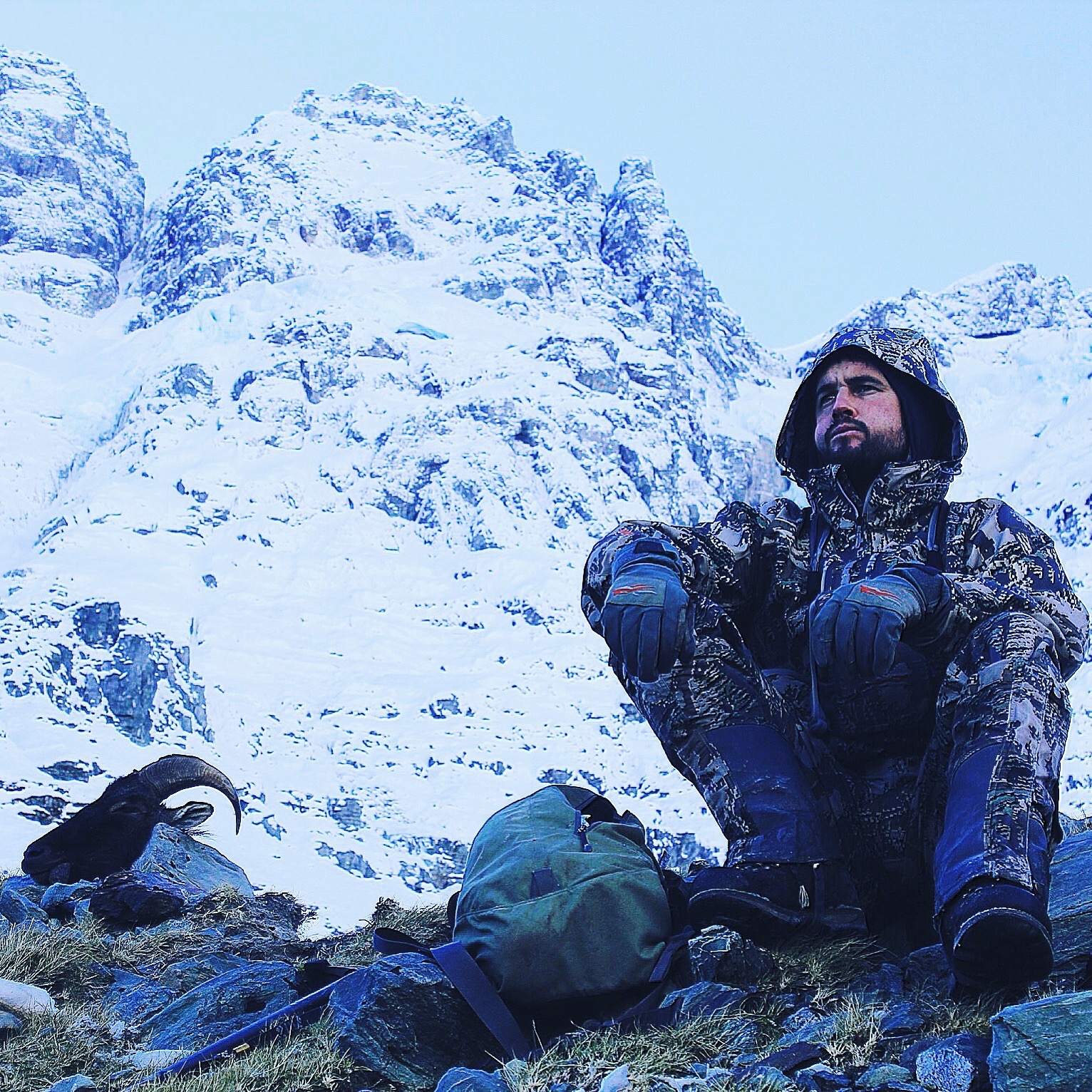 Dan Feary chewing over the days events. Image @ Hugh Bagley (Sitka optifade)