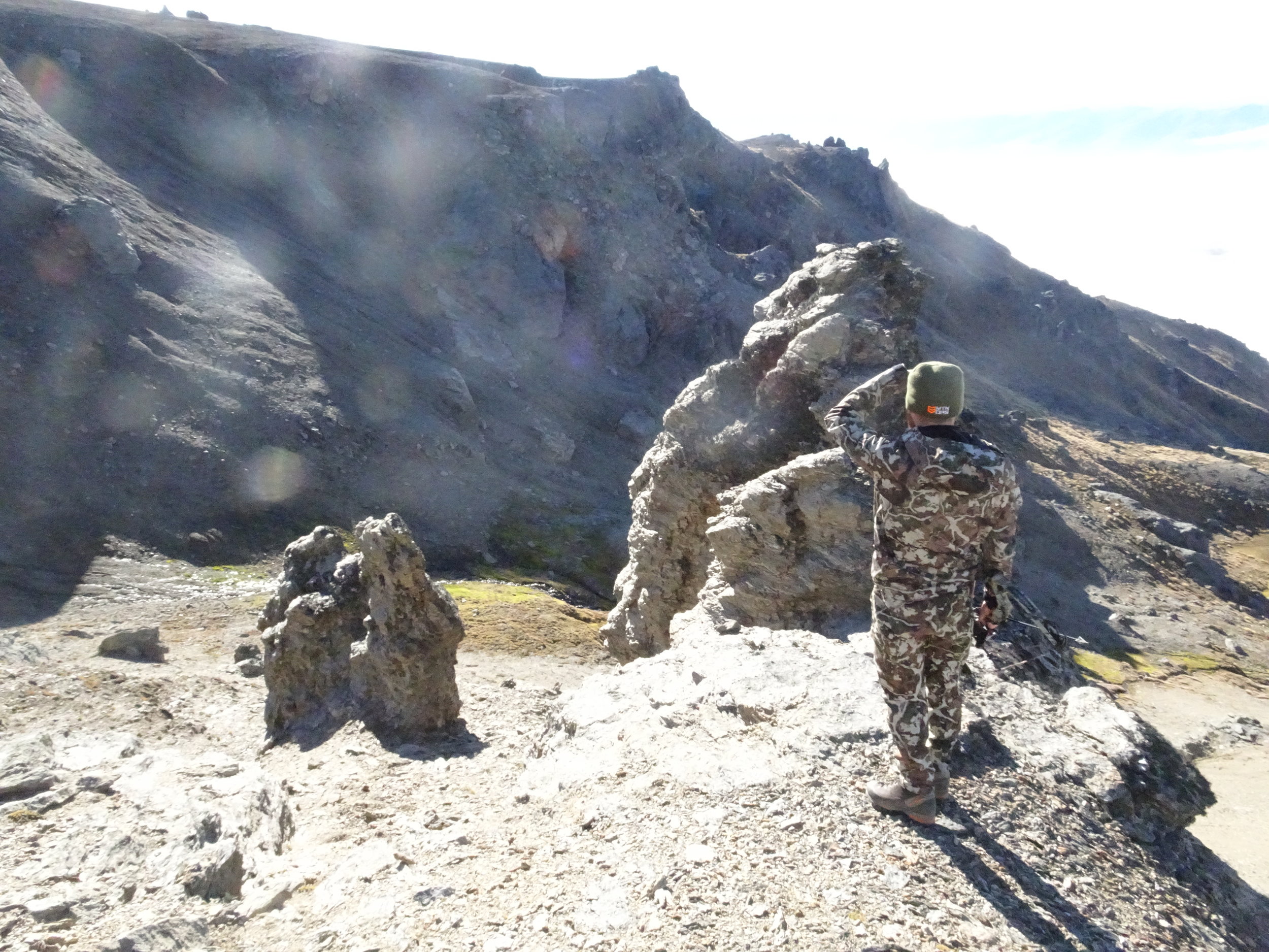 Sam Manson bow hunting in Chamois country. (Firstlite fusion) image @ pointssouth