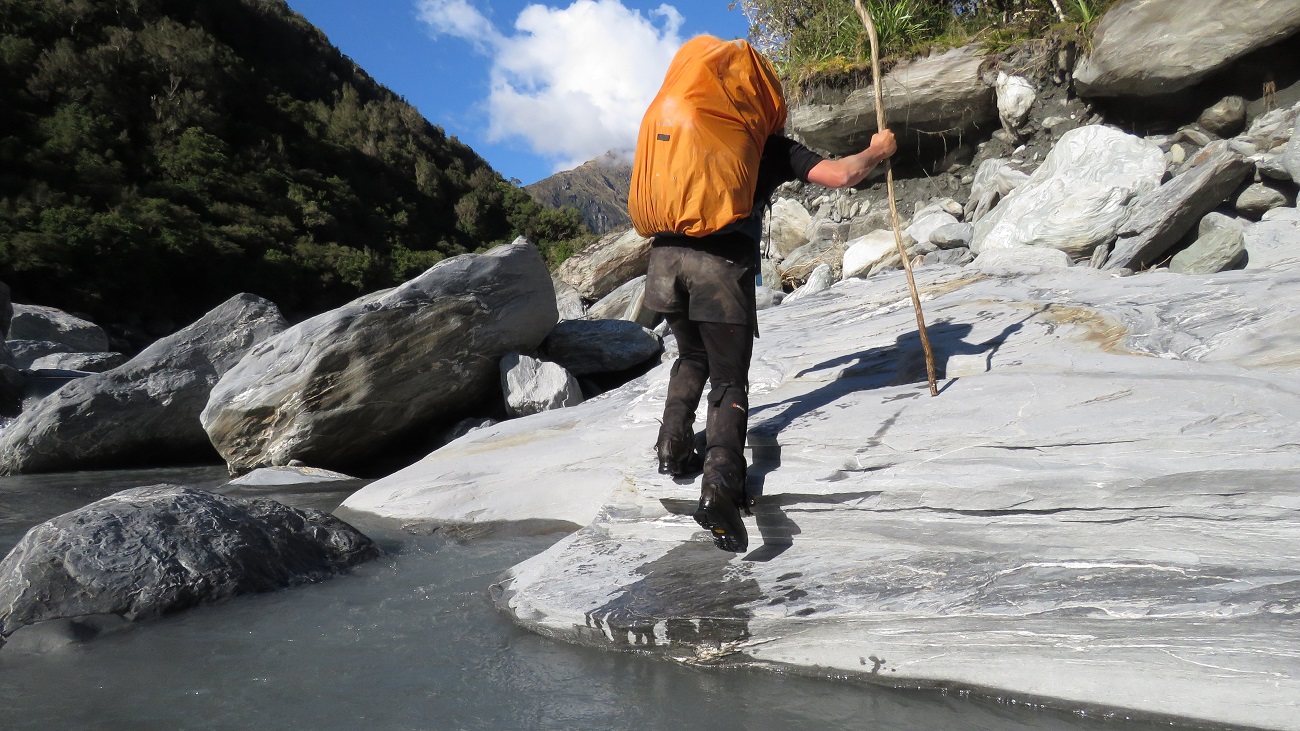 A little taste of rock hopping on the last stretch to the Moonbeam Hut.