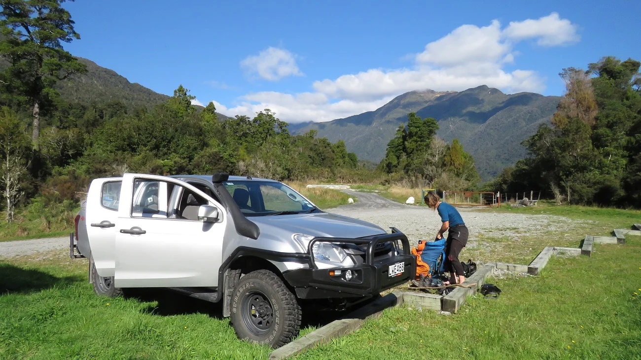  Back at the Whitcombe car park, seven epic days later and without a drop of rain. 