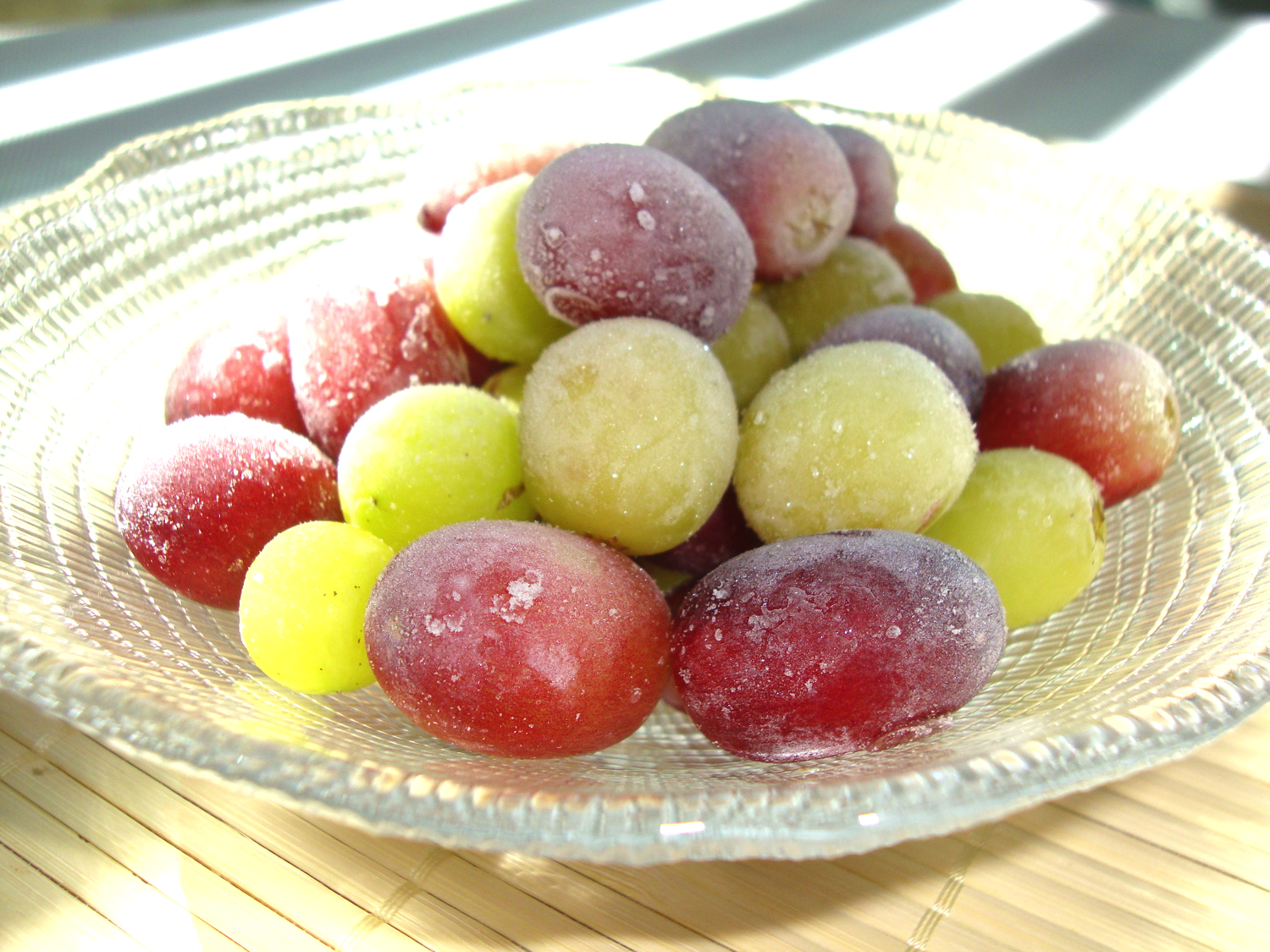 Sweet Frozen Grapes