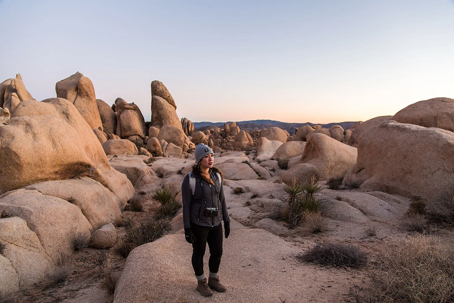 photo by ryan kuratomi hiking in joshua tree national park