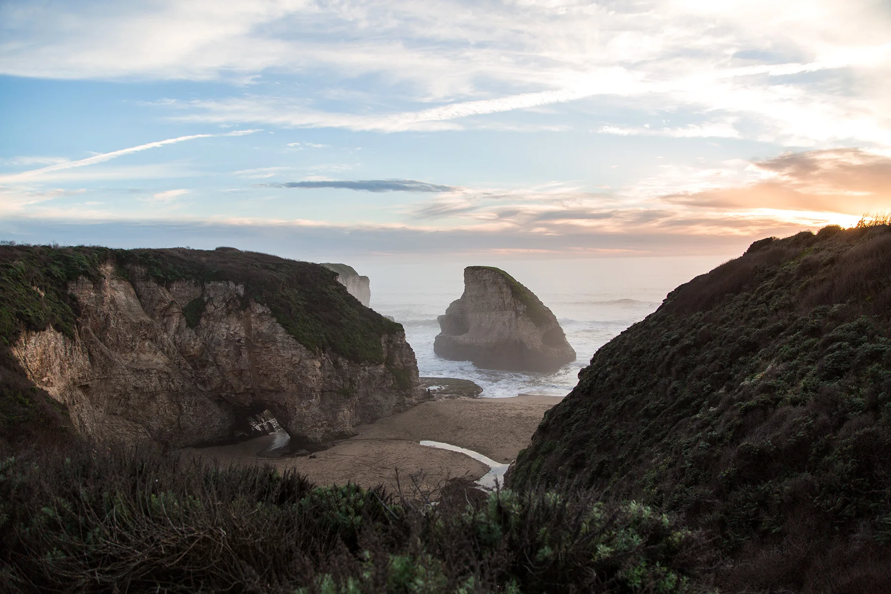 ryan_kuratomi_sharkfin_cove.jpg