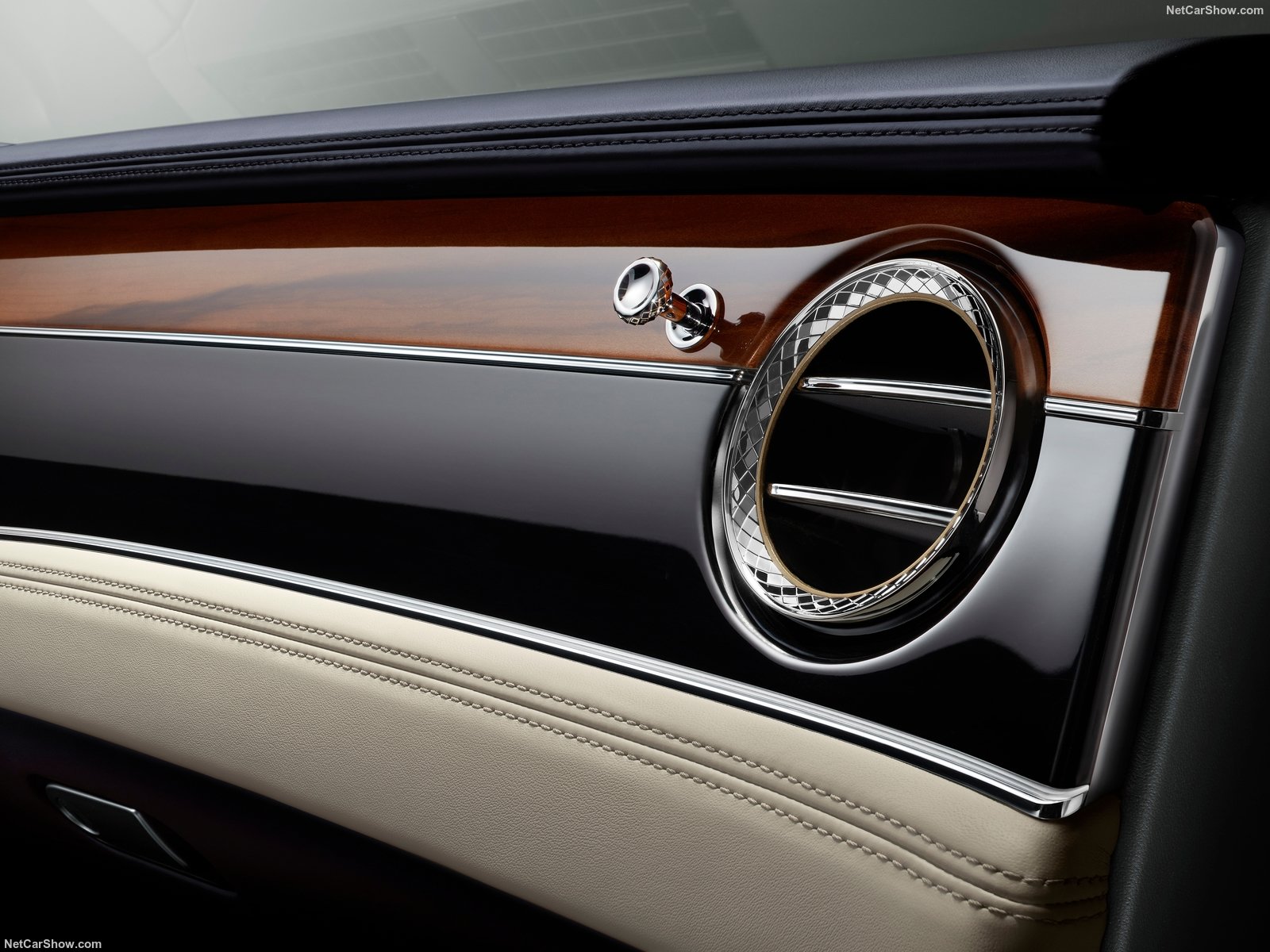 Bentley-Continental_GT-2018-1600-1b.jpg