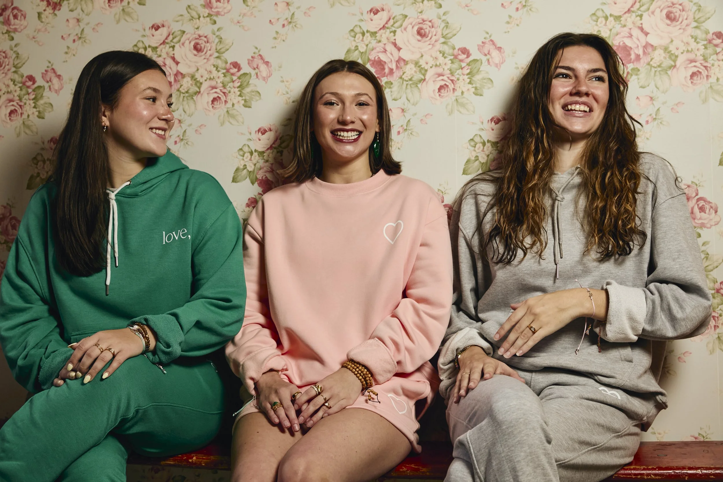 09_10_25_love shoot_coffeeshop_3903.jpg