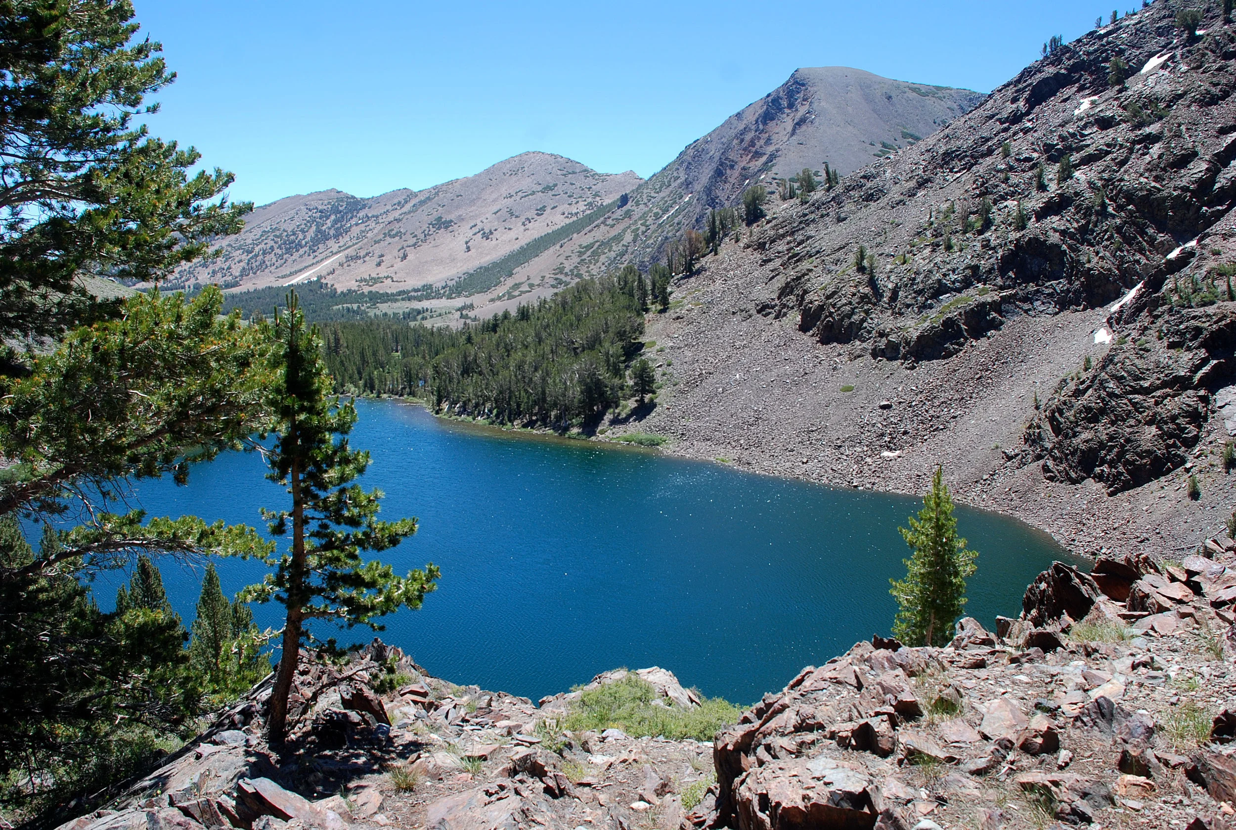  Beautiful Lakes and Nature Trails