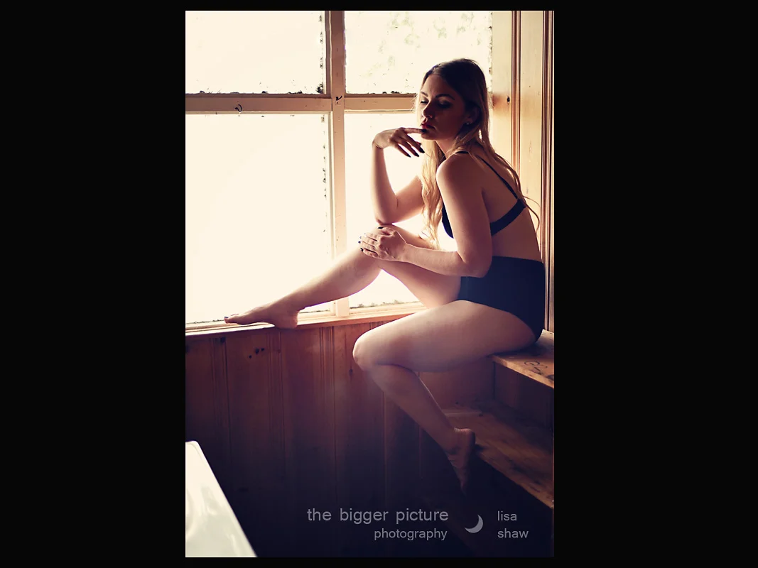 lifestyle intimate photographers Michigan.jpg