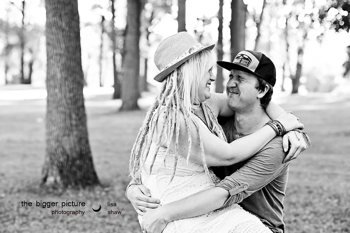 The Bigger Picture Photography Riverside Park engagement session