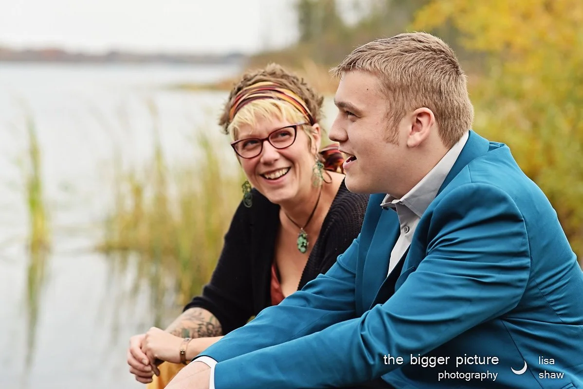 mom and son photo at senior photo session 