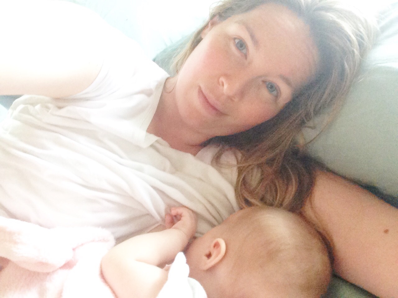 Nursing mama love. Oh, how I adore this sweet stage.