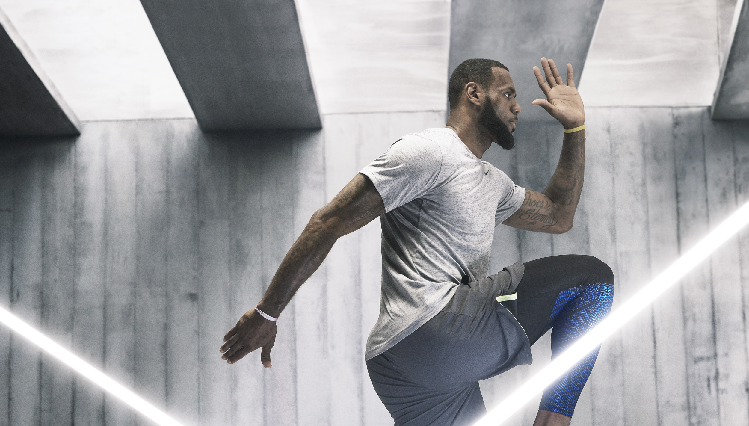 TIGHTS_LEBRON_MAIN_SET_0041_03.jpg