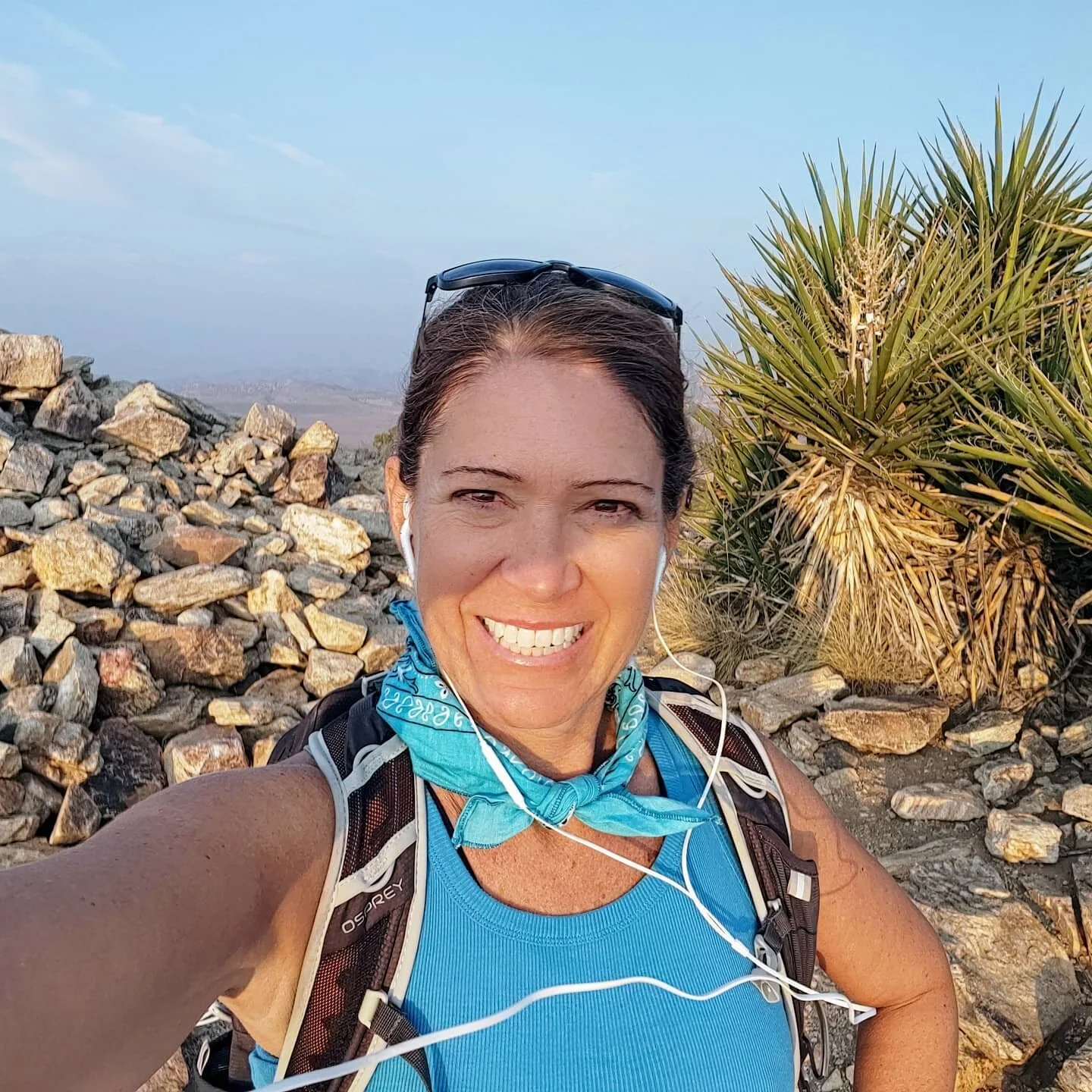 An evening hike at Joshua Tree.
Unique beauty.
#slowingdown #appreciation #appliedmindfulness #adventuregirl