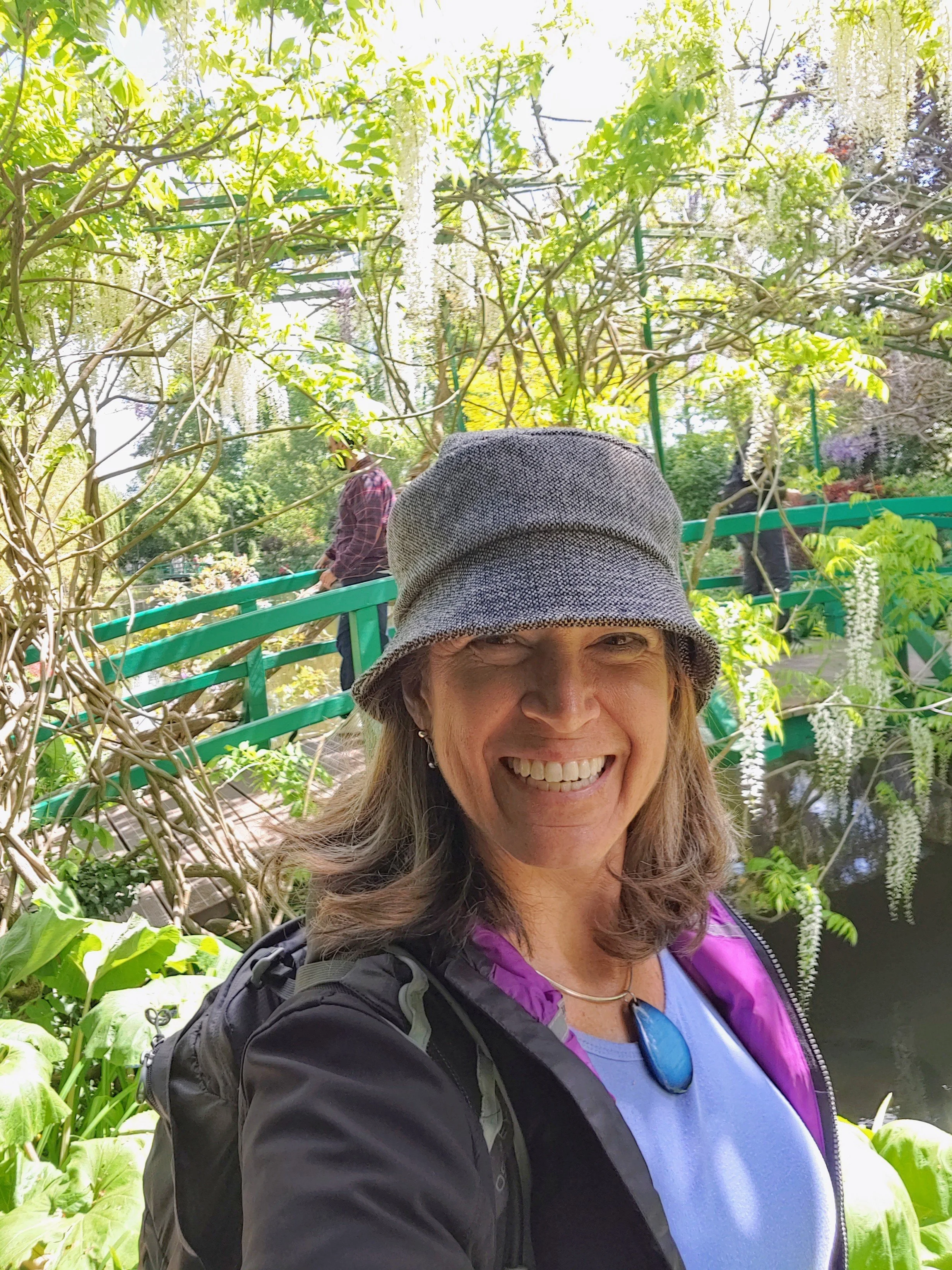 How are Monet’s paintings and Intimacy Coaching soooo very different?!