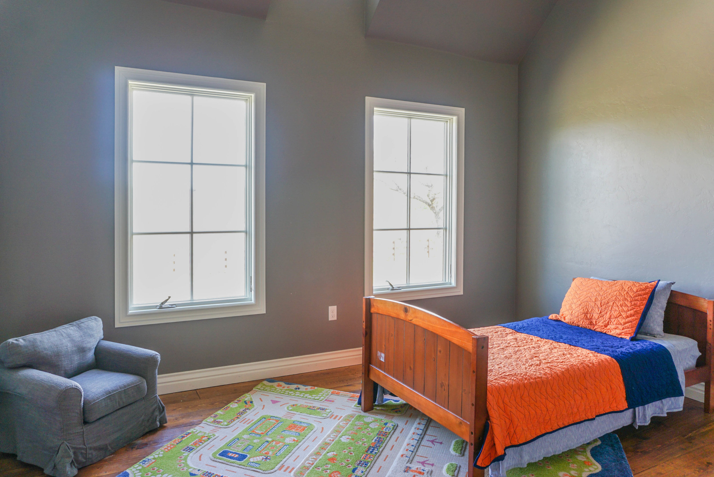 54 Jack and Jill Bed and Bath.jpg