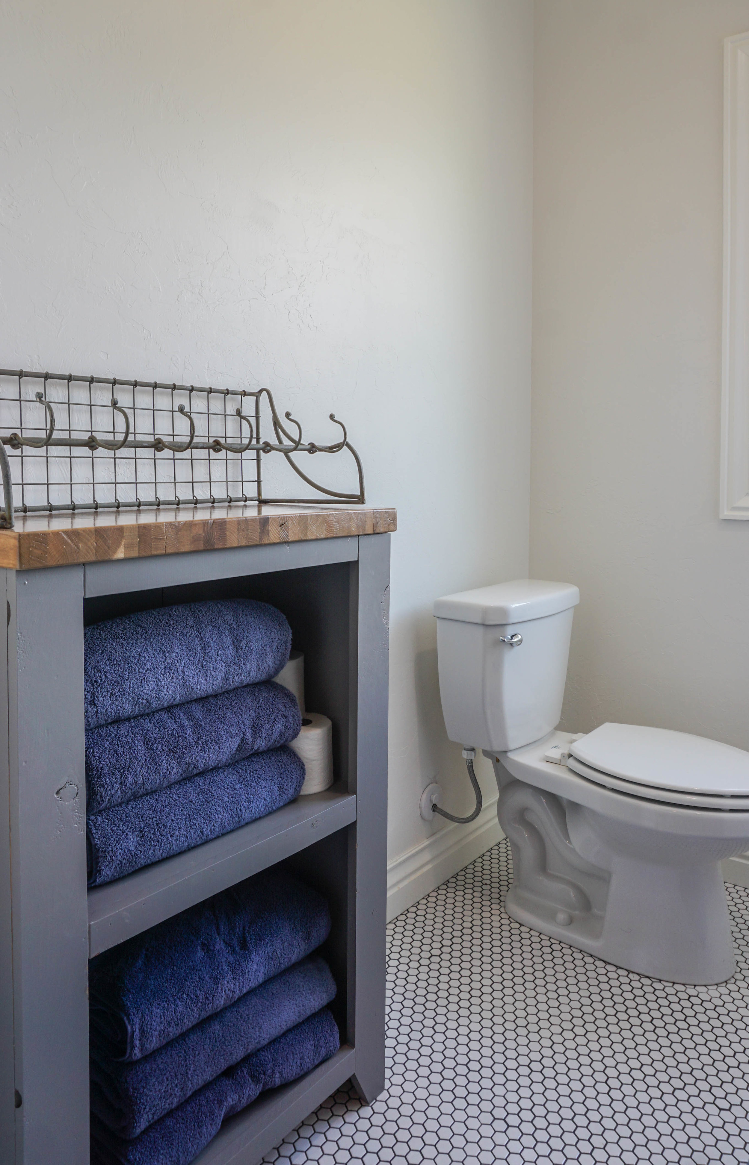 59 Jack and Jill Bed and Bath.jpg