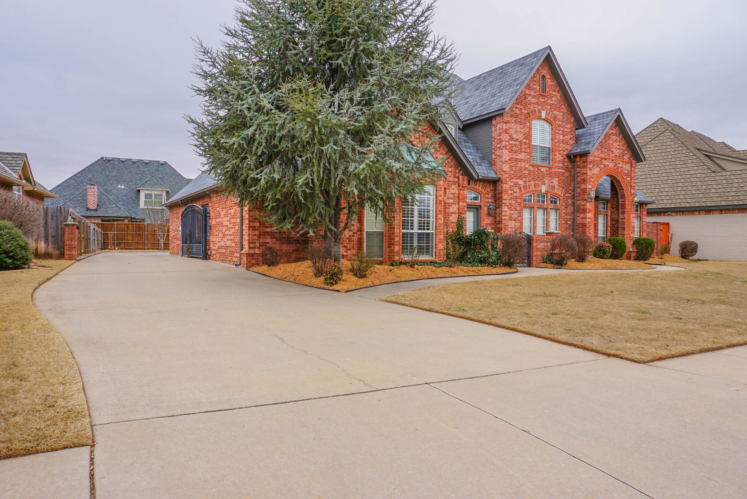 7 Exterior.jpg