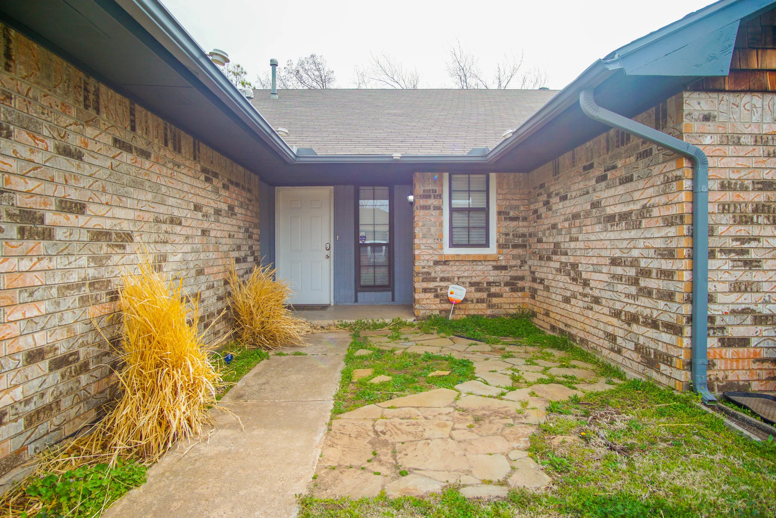2 Exterior.jpg
