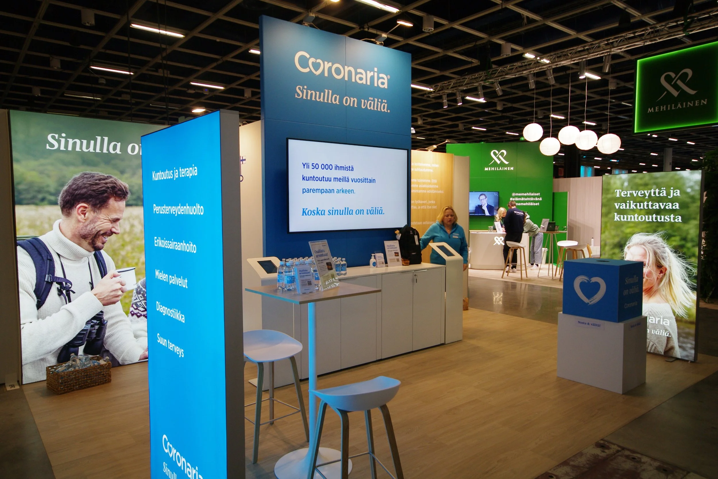 Messuosasto valokaappi lääkäripäivät.JPG