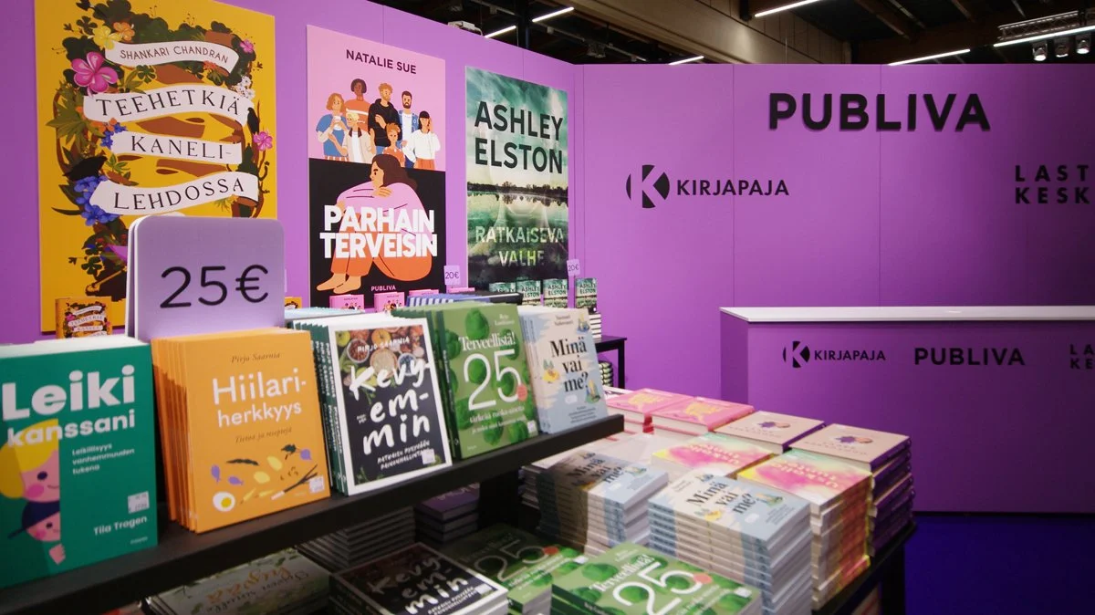 publiva_kirjamessut_messuosasto_3.jpg
