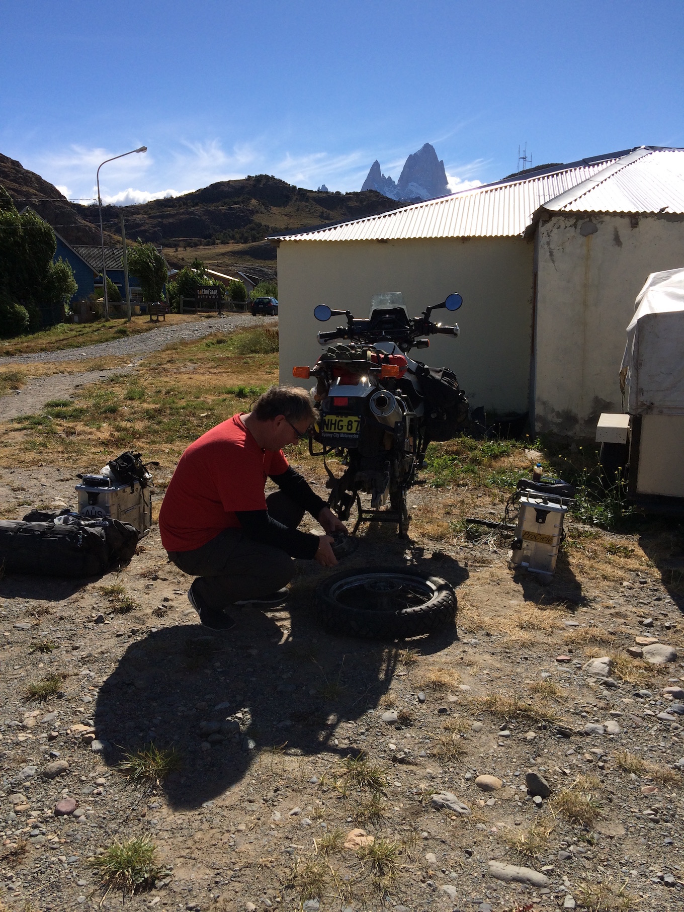 Jeff fixing tyre puncture