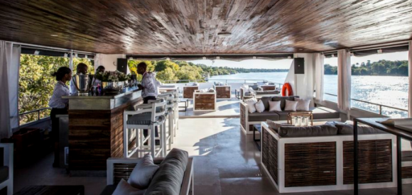 Top deck for aperitifs