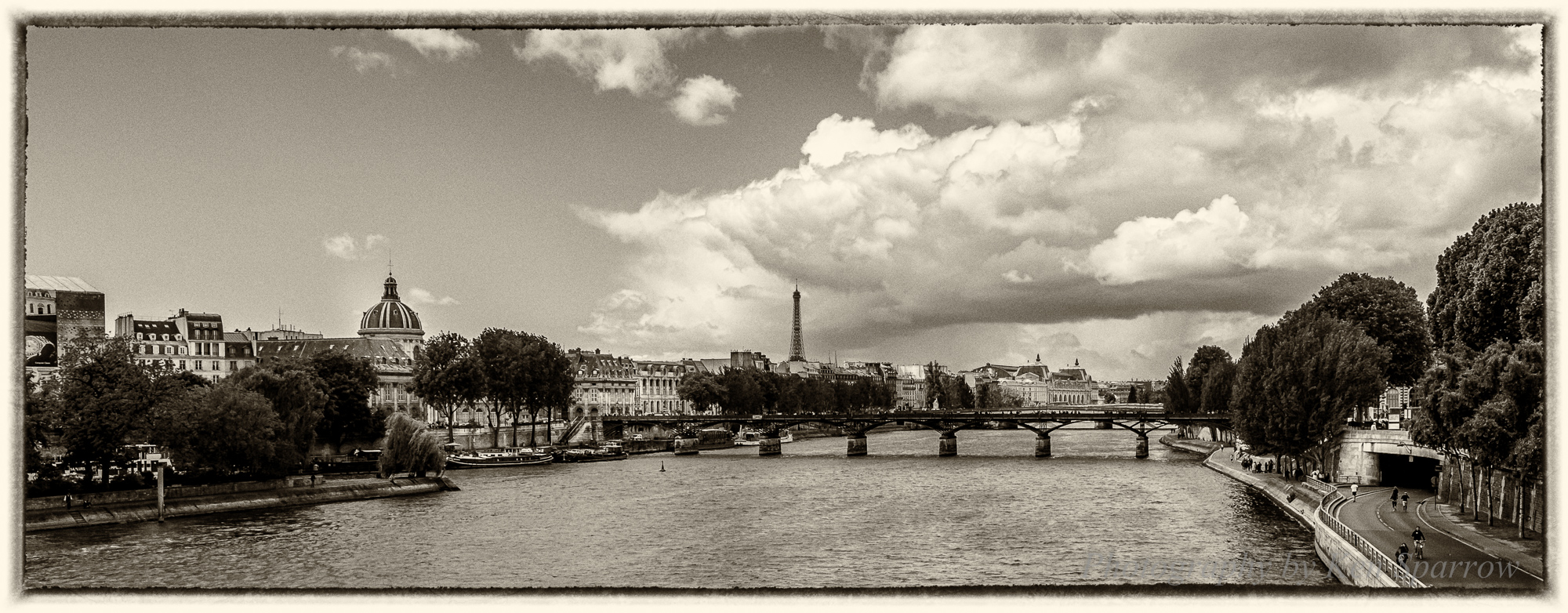 2014_Paris-0944 2000pks.jpg