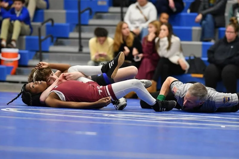 December Recap.....DMS Lancers

Our Lancers close out their December Dual Schedule Undefeated with a nail biter today against Penns Grove that came down to the final match of the day. 

Keep working Lancers!