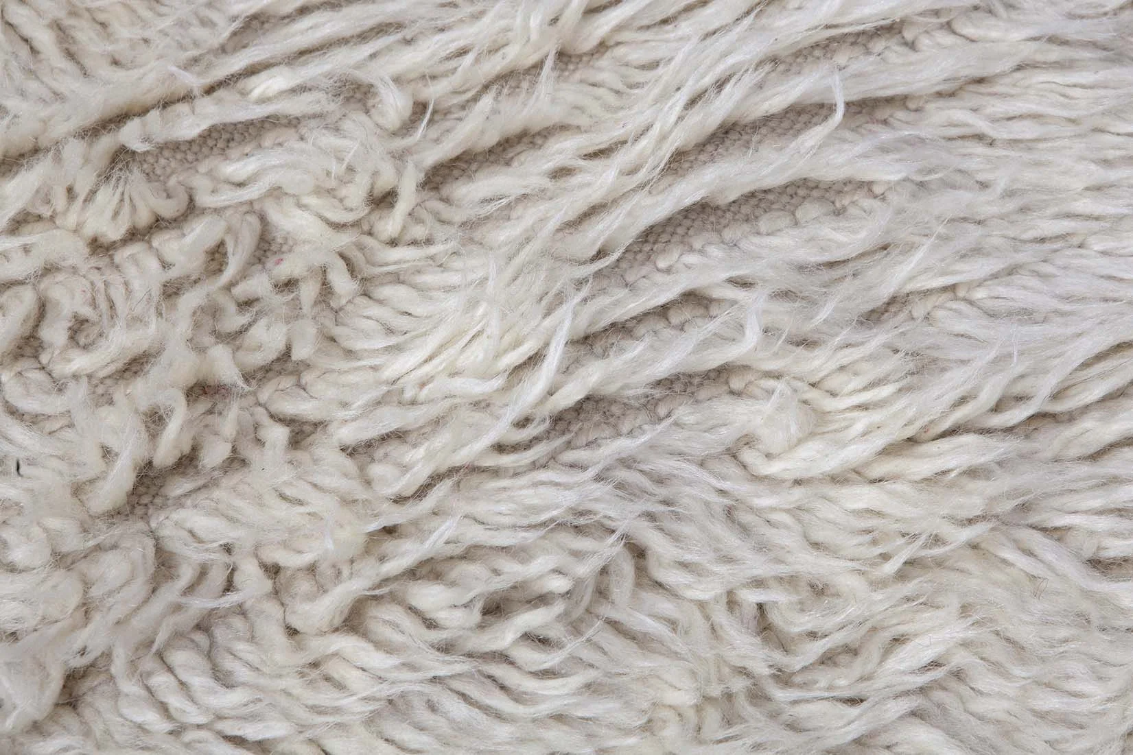 WOOL CUSHION