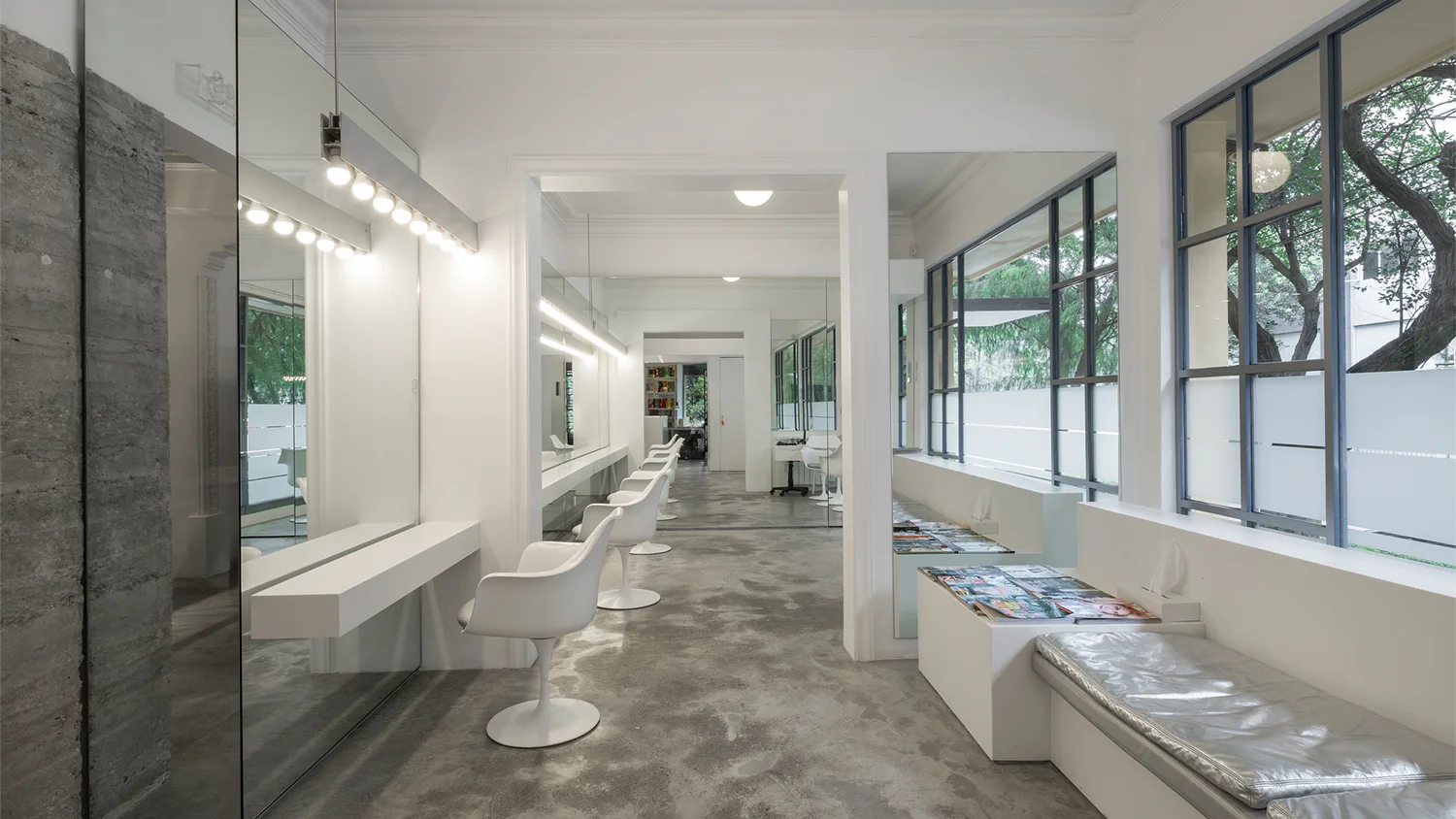 Thomas Hair Salon