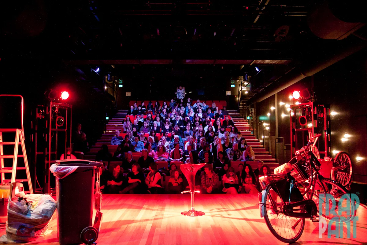 Theater Dakota