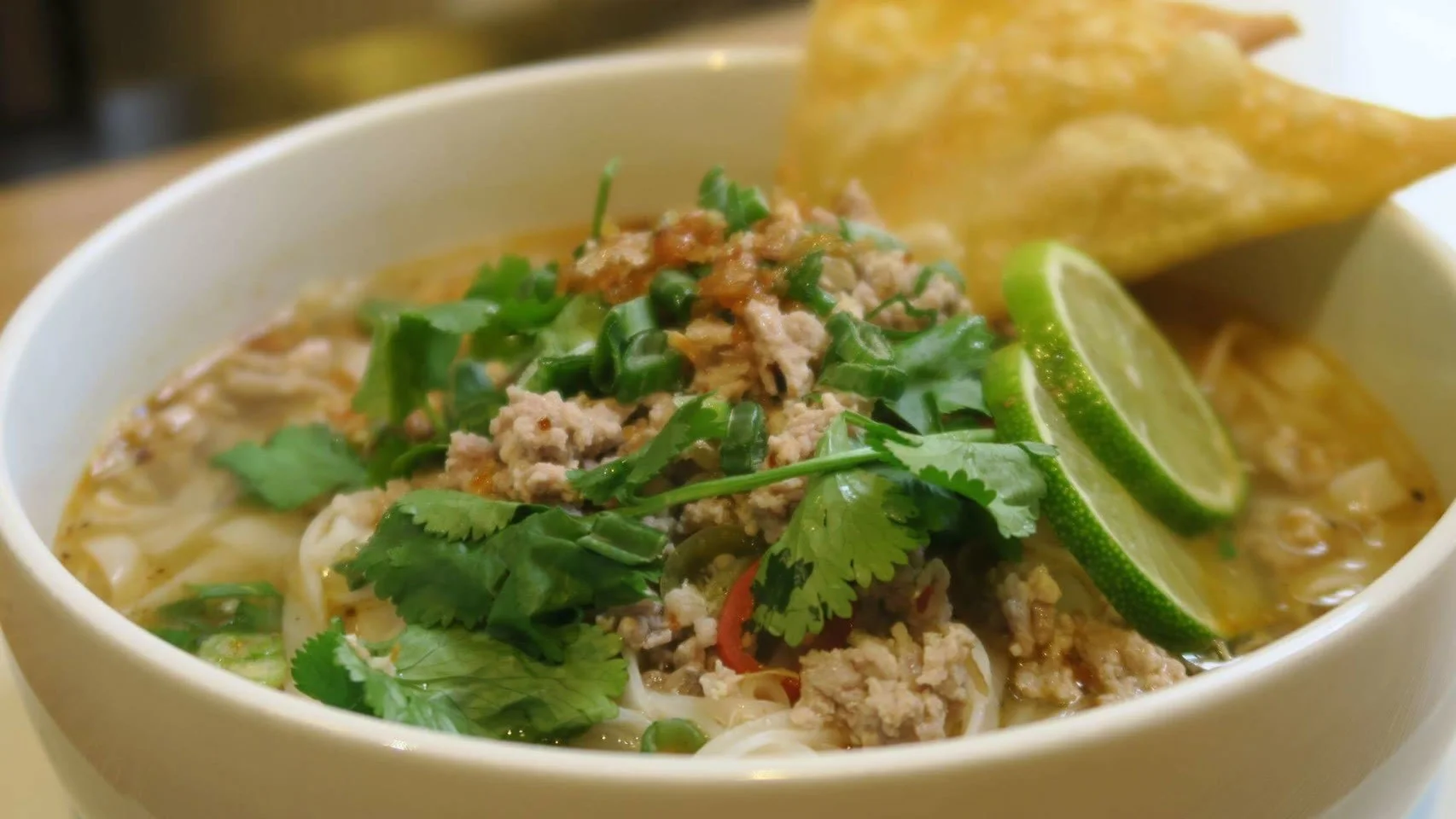 Thai-food-kuay Teaw Tom Yum.jpg