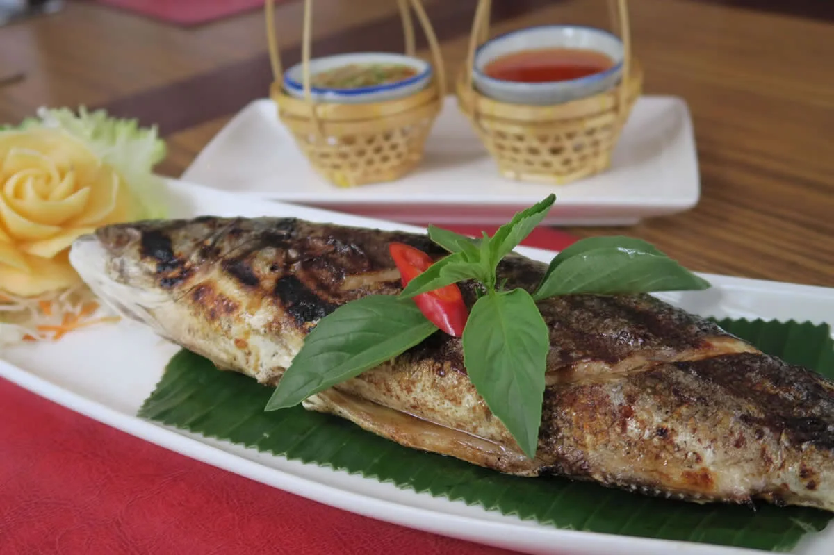Thai-food-Pla Pao.jpg