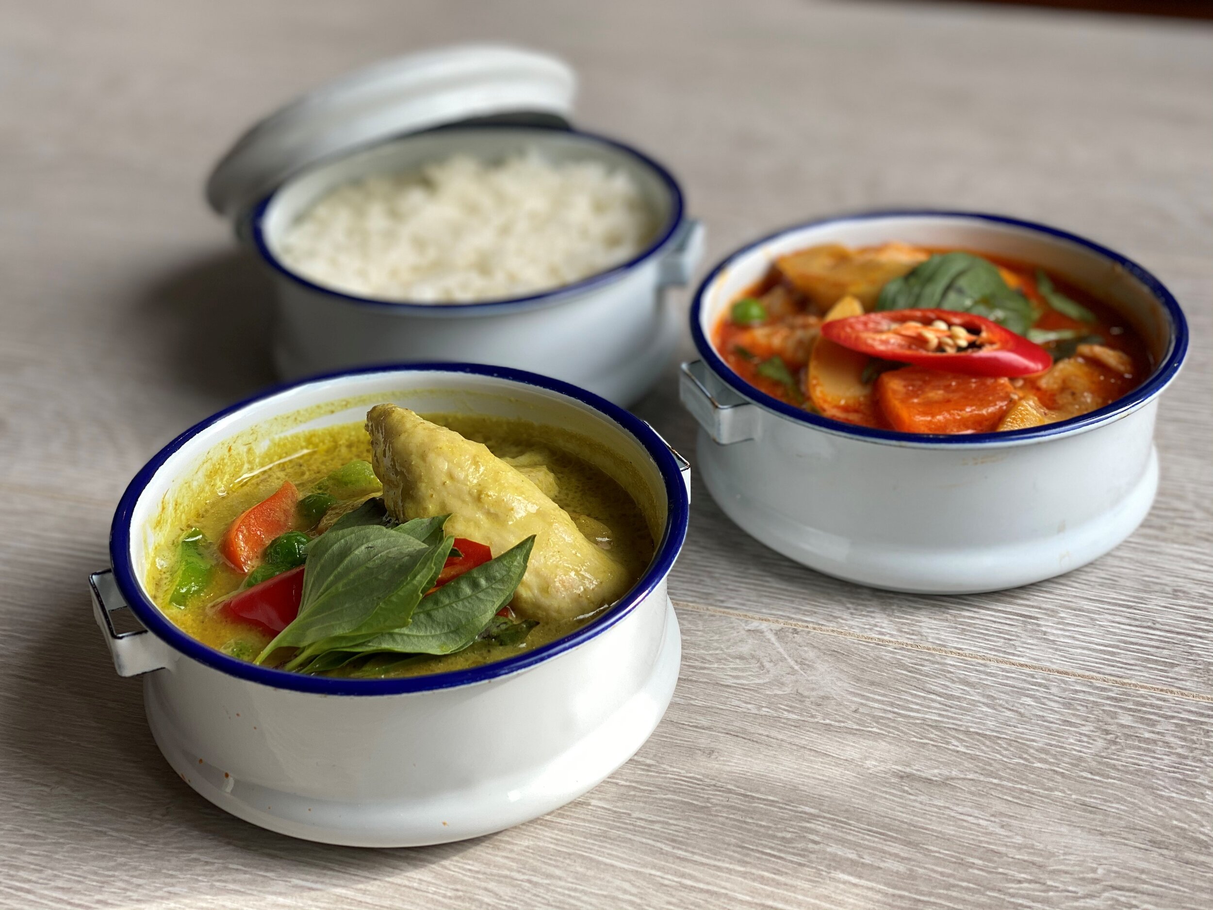 CLASSIC THAI CURRY SELECTION