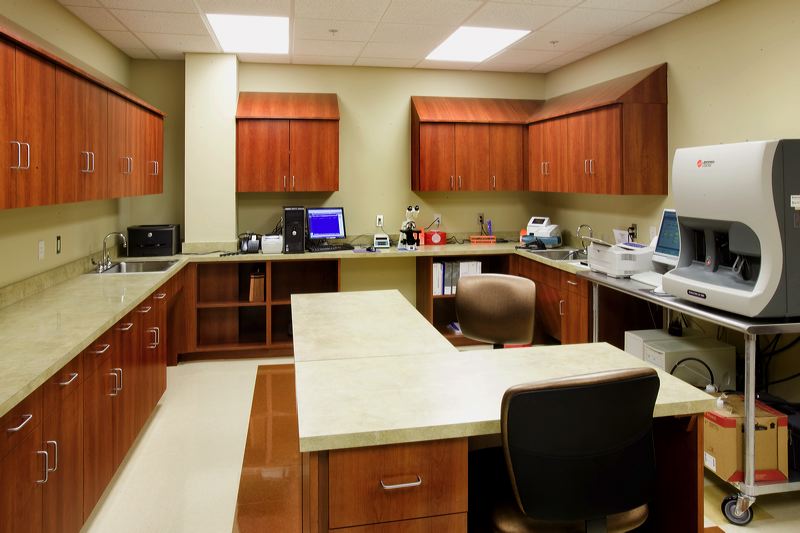 16-Murfreesboro-Medical-Clinic-Murfreesboro-TN-Lab-min.jpg