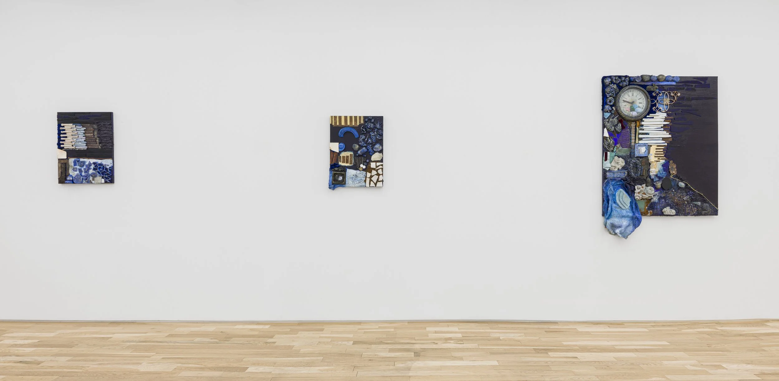 JS Looking Glass_Install view 2.jpg